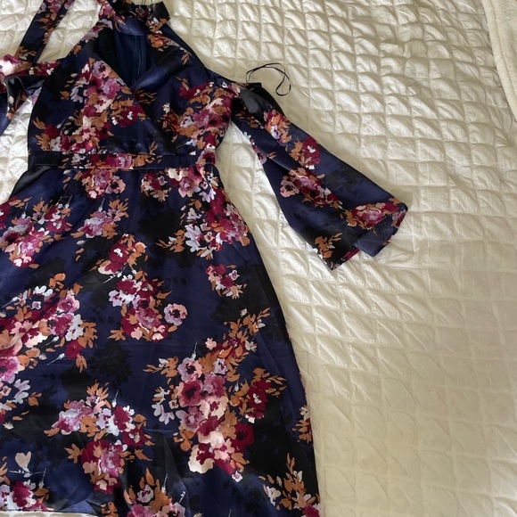 Lucky Brand Blue Floral Cold Shoulder Asymmetrical Dress - Picture 5 of 13